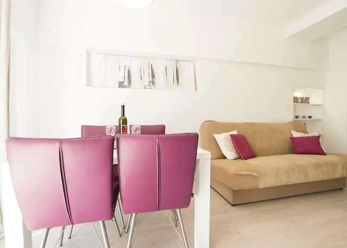 Апартаменти Neyra 2 *